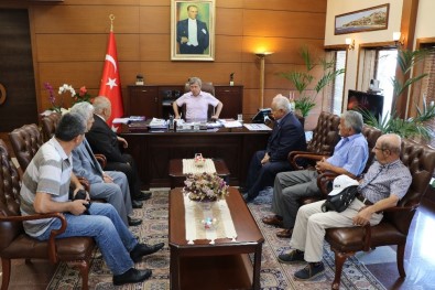 Emeklilerden Vali Çınar'a Ziyaret