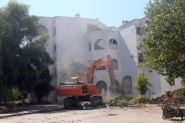 TURİZM CENNETİ - Turizm Lojmanlarına Sezon Ortasında Yıkım