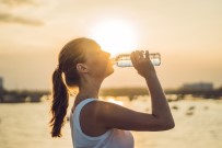 KATKI MADDESİ - Aşırı sıcaklarda sıvı değil su tüketin