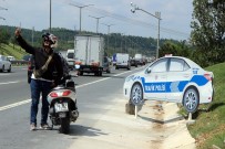 KURAL İHLALİ - TEM Otoyolu'nda Sürücüleri Şaşkına Döndüren Manzara