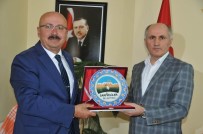 Vali Meral, Sarıveliler Belediye Başkanı Samur'u Ziyaret Etti Haberi