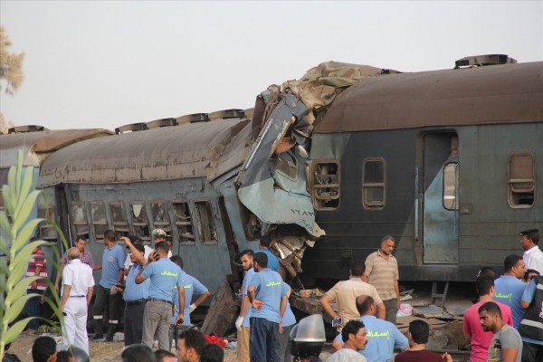 Mısır'da tren kazası: 36 ölü