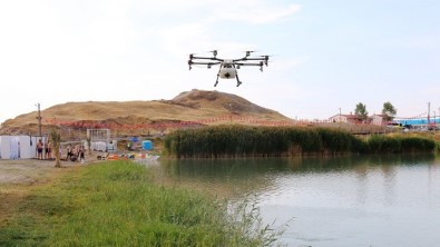 Edremit'te Drone İle İlaçlama Çalışması
