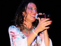 SİBEL TÜZÜN - Sibel Tüzün, Bodrum'da konser verdi