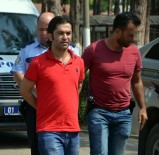 Yakalanınca Basın Mensuplarına 'Sizi Çok Seviyorum Kendinize İyi Bakın' Dedi