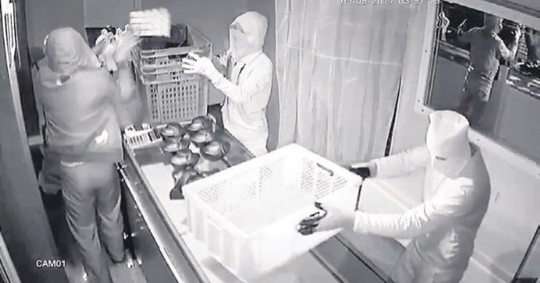 Ekmek kasalı çeteden 500 bin liralık soygun