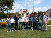 AYASOFYA MÜZESI - Akademi Lise Öğrencilerinden İstanbul Çıkartması