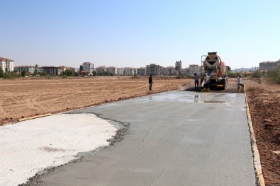 Aksaray'da Uluırmak Rekreasyon Alanı Ve Kent Parkında Çalışmalar Sürüyor