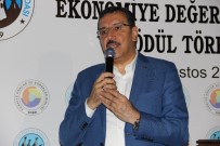 Bakan Tüfenkçi, Ürgüp'te Ekonomiye Değer Verenler Ödül Törenine Katıldı