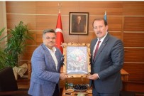 HARUN KARACAN - Başkan Yağcı, Karacan'la Bir Araya Geldi
