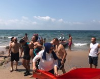 BOZKÖY - Denizde Fenalaşınca Yardımına Sahil Güvenlik Yetişti