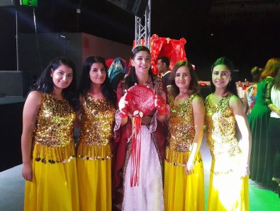 Dünya Tekvando Şampiyonu Nur Tatar'a Kına Gecesi