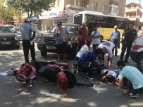 ELEKTRİKLİ BİSİKLET - Kamyonet Elektrikli Bisiklete Çarptı Açıklaması 1 Yaralı