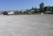 KURBAN PAZARI - Darende'de Kurban Pazarı İlçe  Merkezine Alındı