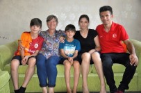 Eşinden Ayrılan Rus Kadın, İşitme Engelli Üvey Oğlunu Bırakmadı