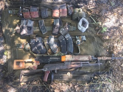 Bingöl'de Terör Operasyonunda Keskin Nişancı Tüfeği Ve El Bombaları Ele Geçirildi