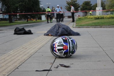 Kocaeli'de Motorsiklet Kazası Açıklaması 1 Ölü, 1 Yaralı