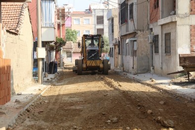 Turgutlu'da 4 Sokakta Yenileme Çalışması