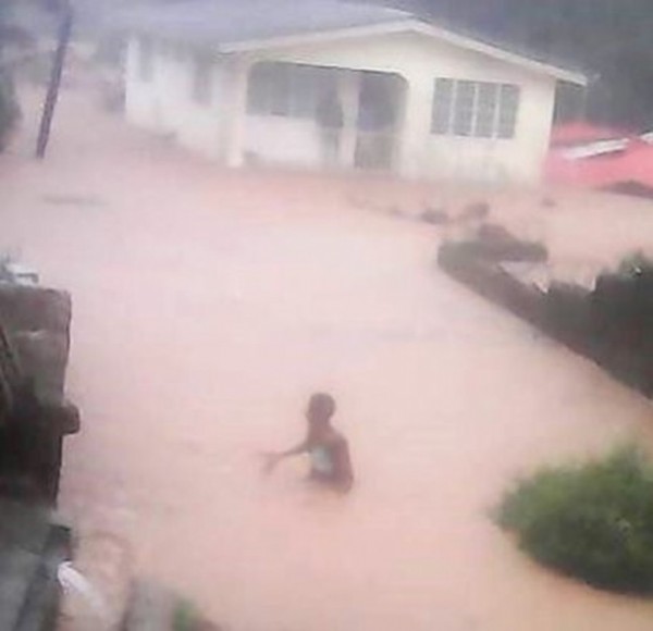 Facia! Çok sayıda kişi toprak altında kaldı