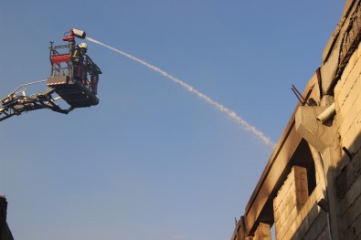 İplik Fabrikasındaki Yangın Kontrol Altına Alındı