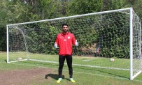 HASAN KARAMAN - Sivas Belediyespor'da Transfer Çalışmaları Sürüyor