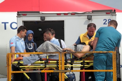 Terör Saldırısında Yaralanan THY Personeli Türkiye'ye Getirildi
