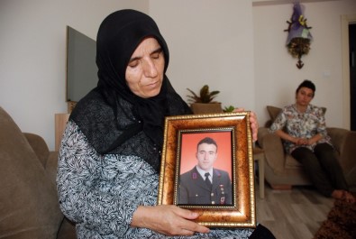 Şehit Annesi Akdağ Açıklaması 'Oğlum Beni Türkiye'ye Tanıtacağını Söylemişti'