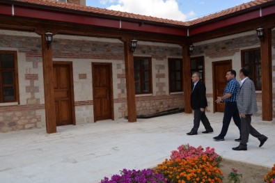 Milletvekili Eldemir Başkan Bakıcı İle Birlikte Tekke Mahalle Camii'nde İncelemelerde Bulundu