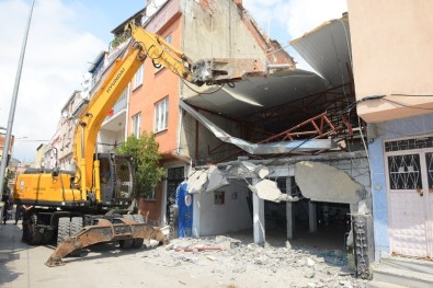 Yıldırım Kaçak Yapılardan Temizleniyor