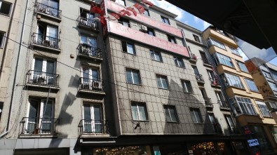 CHP İstanbul İl Başkanlığı'na Haciz Şoku