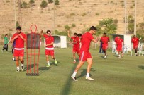 MURAT YILDIRIM - Evkur Yeni Malatyaspor, Sivas'a 3 Puan İçin Gitti