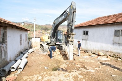Gölmarmara'nın 4 Mahallesine 11 Bin 600 Metrelik Altyapı