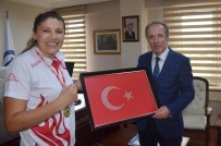 OLİMPİYAT ŞAMPİYONU - Rektör Uzun'dan Avrupa Şampiyonu Demir'e Tebrik