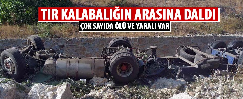 Freni boşalan tır dehşet saçtı