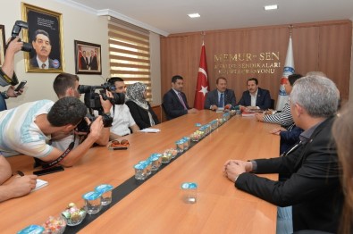 AK Parti Genel Başkan Yardımcısı Karacan'dan Memur-Sen'e Ziyaret