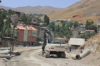 CÜNEYT EPCIM - Hakkari'deki Barakalar Kaldırıldı