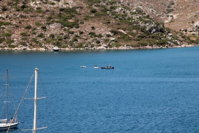 Motoryat Kazasında Kayıp İki Kişiyi Arama Çalışmaları Sürüyor