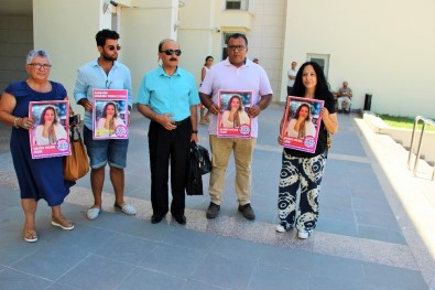 Sevgilisini Öldürüp Maç İzlemeye Gitmişti