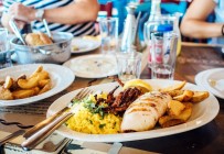 HAVA SICAKLIKLARI - Sıcaklarda besin zehirlenmesine dikkat