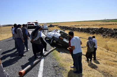 Siverek'te Otomobil Takla Attı Açıklaması 3 Ağır Yaralı