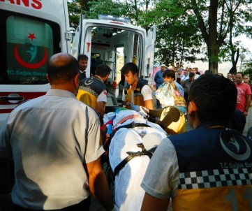 Ardahan'da Trafik Kazası Açıklaması 5 Yaralı
