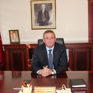 Gediz Kaymakamı Muhammet Önder Oldu