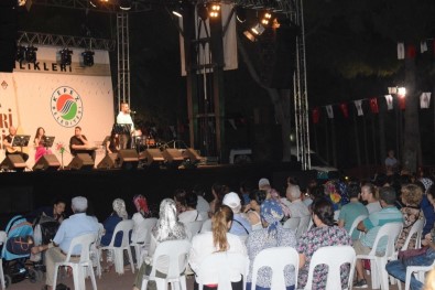 Kepez'de Antalya Türküleri Seslendirildi