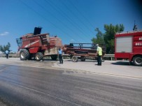 PELITÖZÜ - Seyir Halindeki Biçerdöver Alev Aldı