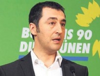 CEM ÖZDEMIR - Türk düşmanı Cem Özdemir skandal açıklamalar