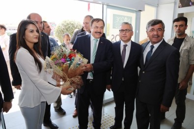 Orman Ve Su İşleri Bakanı Prof. Dr. Eroğlu, Niğde Belediyesi'ni Ziyaret Etti