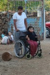 İLTİHAPLI ROMATİZMA - Hatay'da Yaşayan Engelli Kızın Tek Hayali Acun Ilıcalı İle Görüşmek