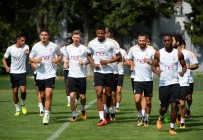 METİN OKTAY - Galatasaray, Sivasspor Maçı Hazırlıklarını Sürdürdü