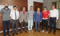 BAYAN MİLLİ TAKIM - Şampiyon Boksörden  Başkan Gümrükçüoğlu'na Altın Madalya Sözü