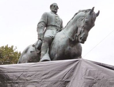 ABD'de general heykelleri siyah örtüyle kapatıldı